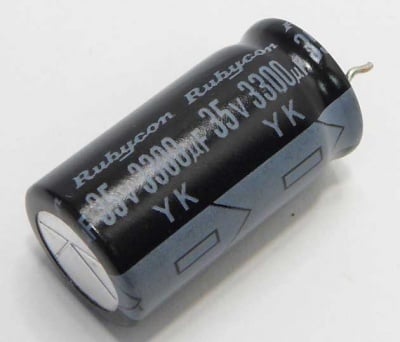 Кондензатор 3300MF/35V RUBYCON
