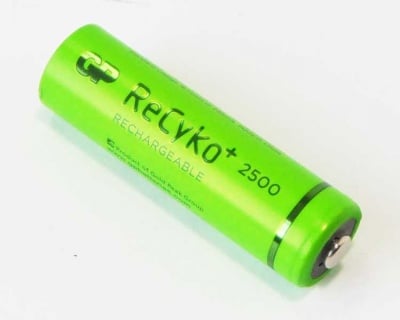 Акумулаторна батерия R6/2500mAh GP