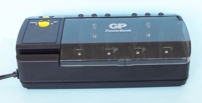 Зарядно устройство S320 GP POWERBANK