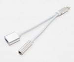 GSM преход за IPHONE TO 3.5MM CHARGING