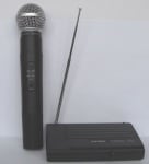 Безжичен микрофон SM200