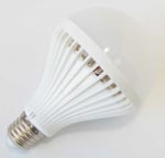 Светодиодна лампа 220V/W24W E27