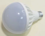 Светодиодна лампа 220V/W12 E27