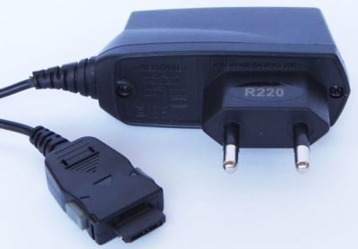 Зарядно устройство за GSM SAMSUNG R220 220V