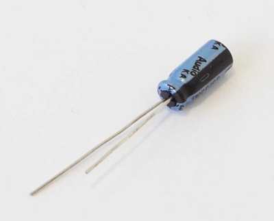 Кондензатор 33MF/35V 105C AUDIO