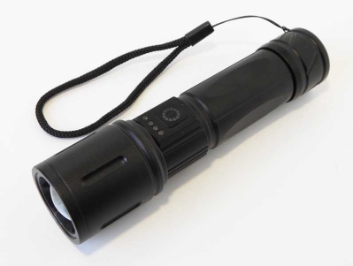 Акумулаторен прожектор 26650 BL607TG