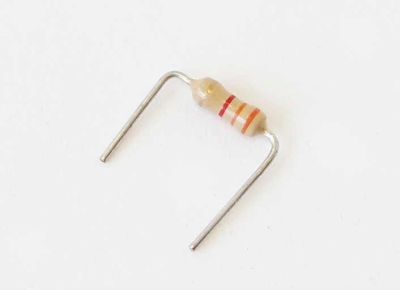 Резистор 3.3KOM/0.25W