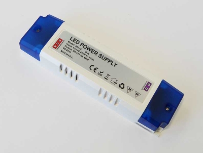 Адаптер за светодиоди 12V 5A