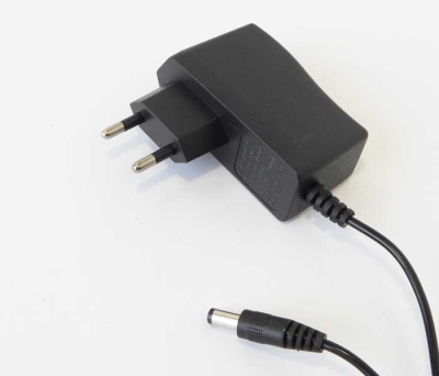 Адаптер 12V/1A зарядно