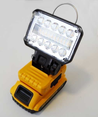 Акумулаторен прожектор W8105