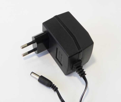 Адаптер 9V/0.5A TRA-04