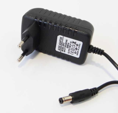 Адаптер 9V/1.0A SW-0910