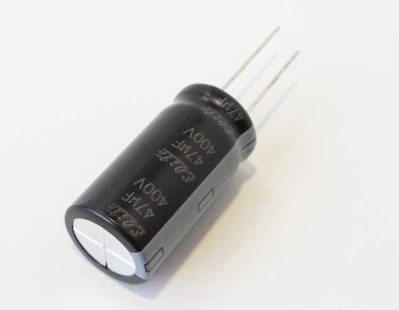 Кондензатор 47uF/400V 105C