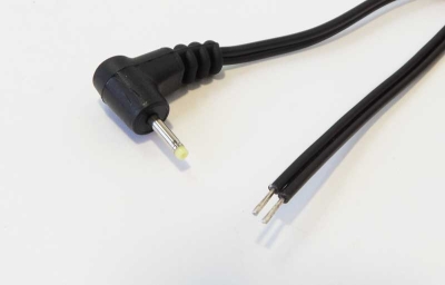 Захранваща букса женска 07235G-5 с кабел