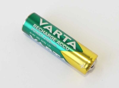 Акумулаторна батерия R6/2100mAh VARTA