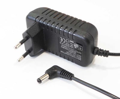 Адаптер 12V/1.5A SW-06