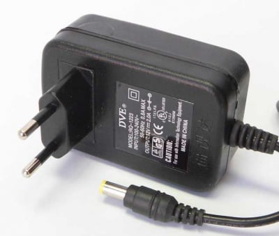 Адаптер 12V/2.0A SW4