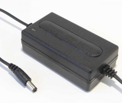 Адаптер 12V/2.0A SW51