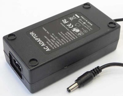 Адаптер 12V/2.0A SW02