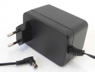 Адаптер 15V/0.6A AC