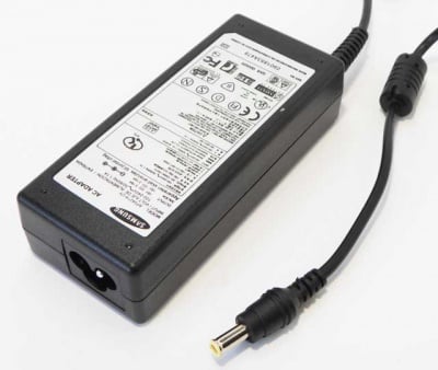 Адаптер 19V/3.16A за SAMSUNG