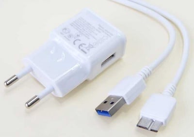 Адаптер 5V/2.0A USB MICRO 3.0