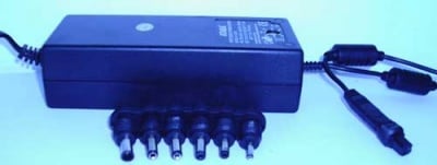 Адаптер универсален за лаптоп 15-24V/3.5A AT