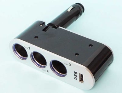 Автомобилна букса за запалка 38 1-3 USB