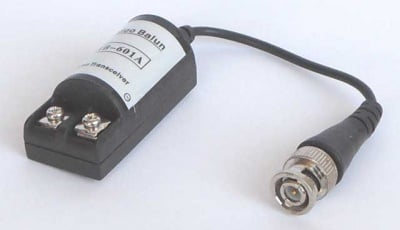 Съгласуващо устройство за видеокамера HB601A