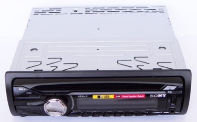 Автомобилно CD/MP3 CDXGT40U