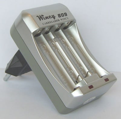Зарядно устройство 809 WINCY