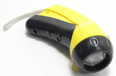 Акумулаторен прожектор заряден 2 динамо