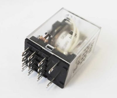 Реле 24V/5A MY4
