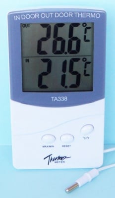 Термометър TA338 IN/OUT