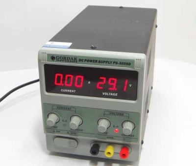 Захранващ блок 22 30V 5A