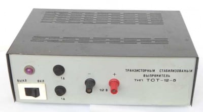 Захранващ блок 12-05BG 12V 5A