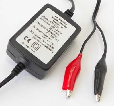 Зарядно устройство 12V/0.75A BAT1126