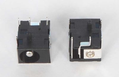 Захранваща букса мъжка 2.5 F1521