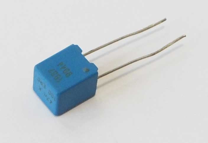 Кондензатор 47N/100V ERO | Tpetrov.com